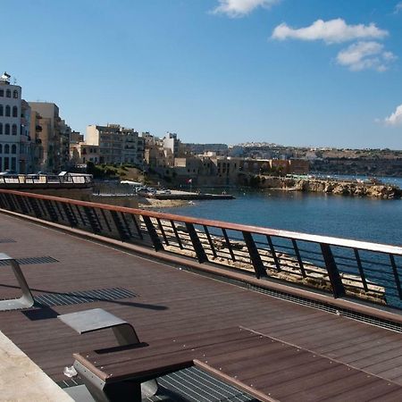 Sea View Apartments St. Paul's Bay Exteriör bild