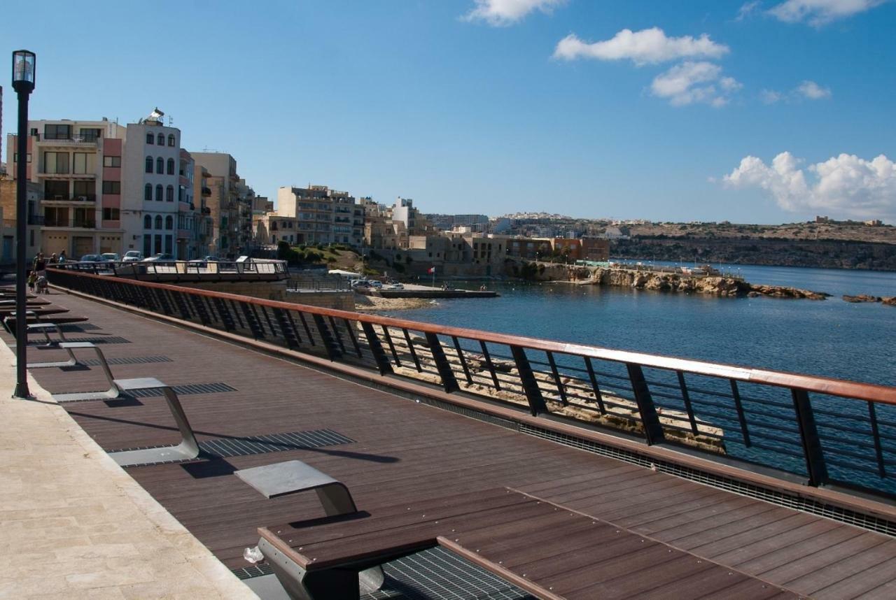 Sea View Apartments St. Paul's Bay Exteriör bild